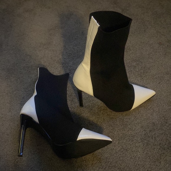 Black sock booties - Picture 2 of 8